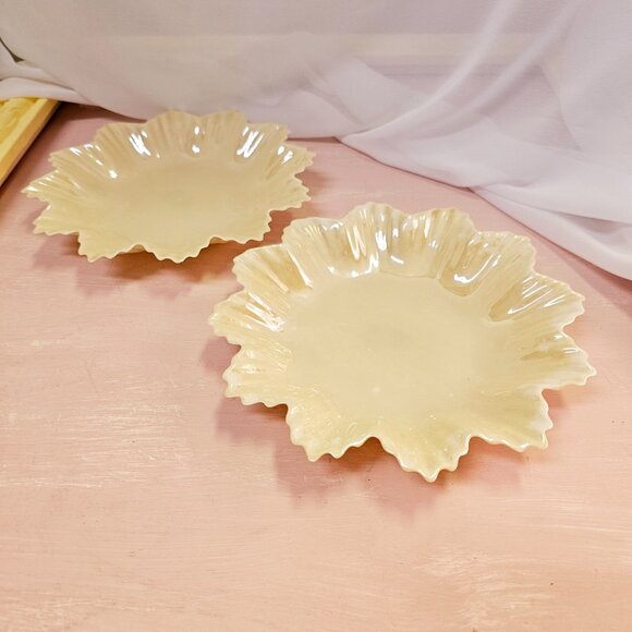 Porcelain 2pc Set Leaf or China Star Plate, Candy Dish, Nut, Vintage, 1955-65 - Picture 2 of 8